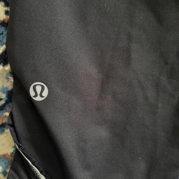 Lululemon | Crop leggings with ruffle detail - Picture 3 of 7